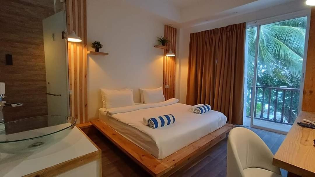 Portia Hotel&Spa Dhiffushi Exteriér fotografie