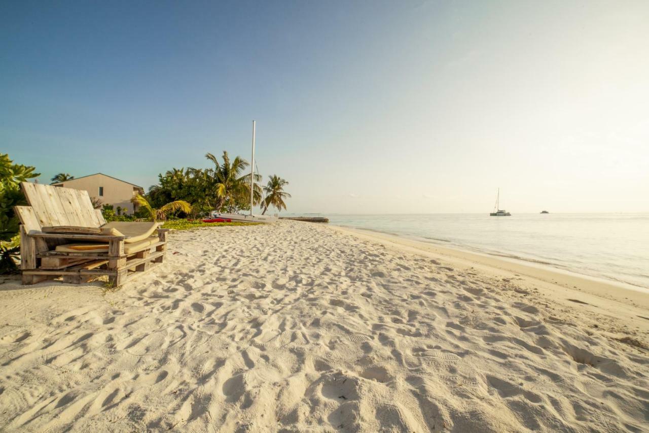 Portia Hotel&Spa Dhiffushi Exteriér fotografie